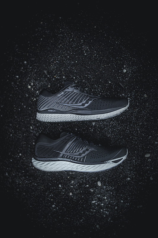 F20 ICELAND Blackout TriumphGuide 1