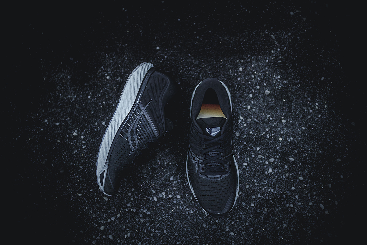 F20 ICELAND Blackout Triumph 1